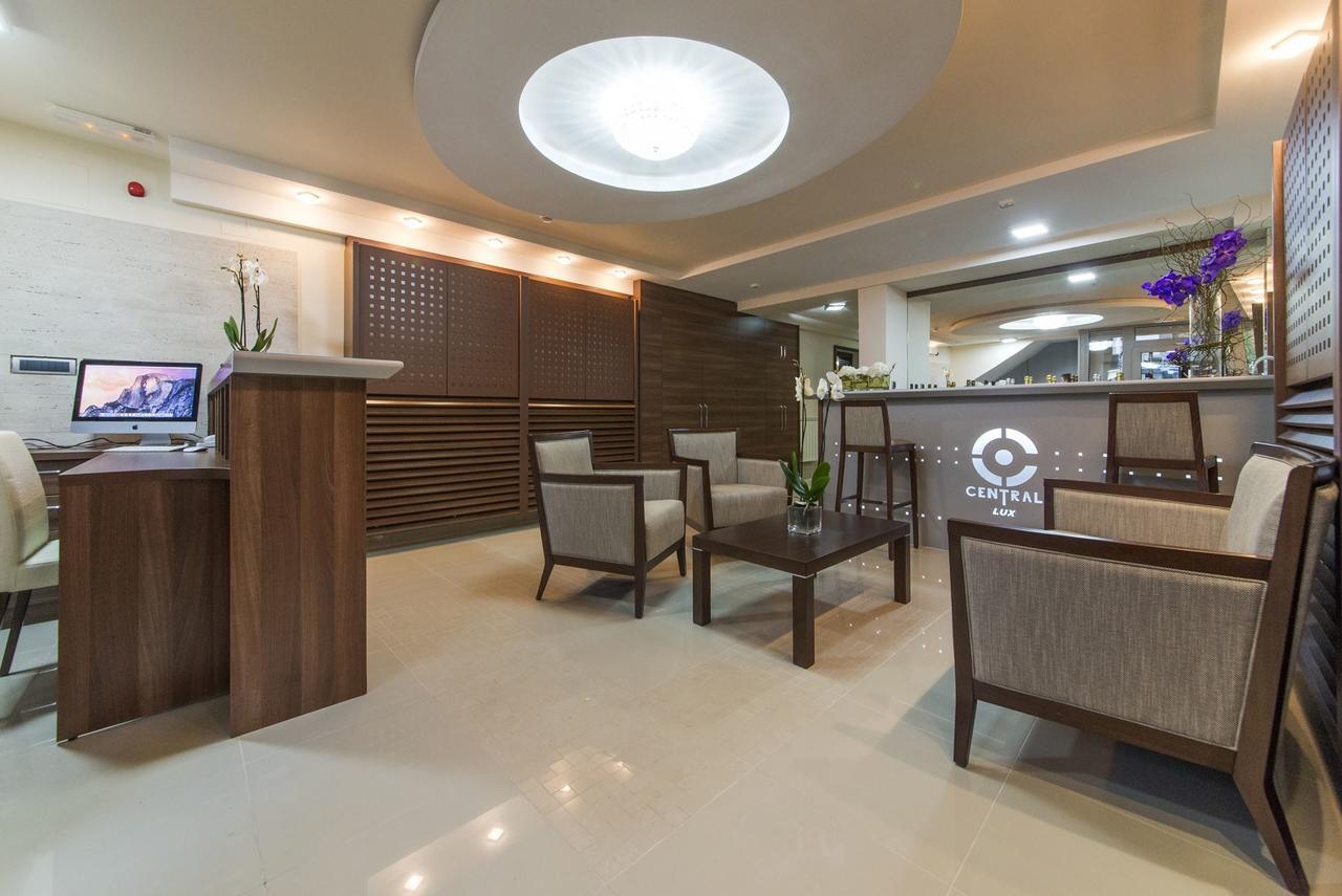 Garni Hotel Central Lux Крагуевац Екстериор снимка